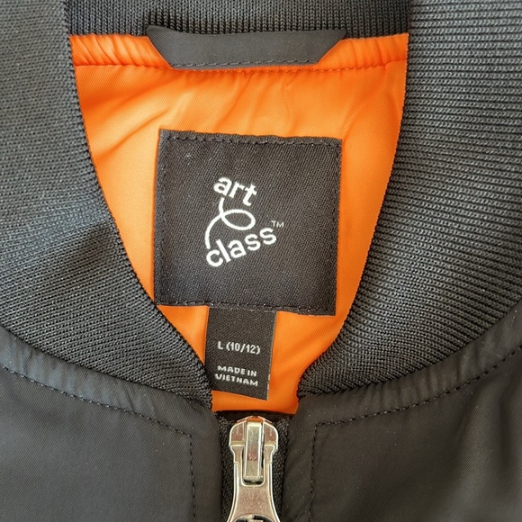 Brand New with tags Bomber Jacket - Picture 2 of 3